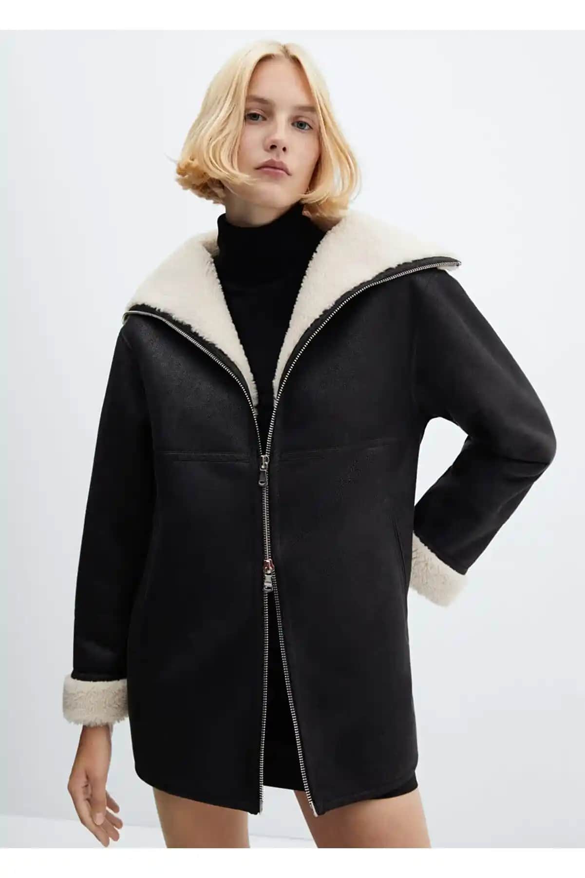 Çift Taraflı Deri Ceketler: Moda ve Fonksiyonun Birleştiği Çok Yönlü Tasarımlar